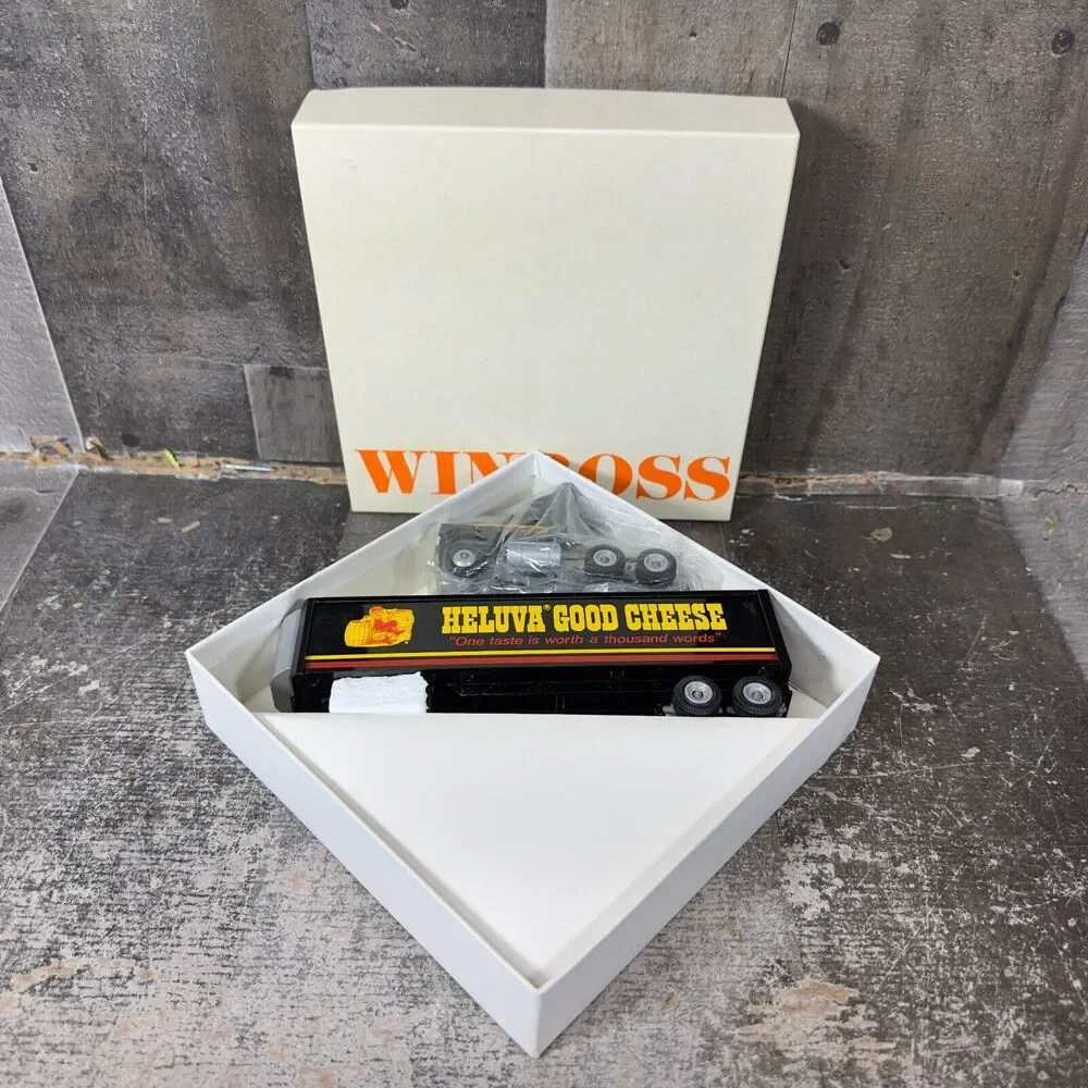 Heluva Good‎ Cheese '90 Winross Truck